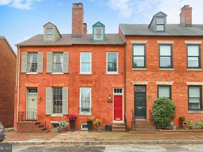 111 W Barre St