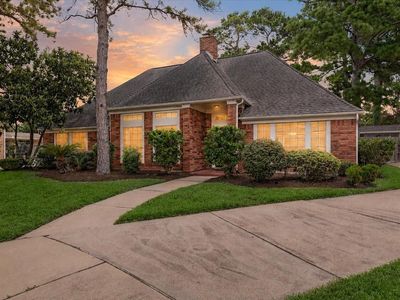 1807 Lowell Ct
