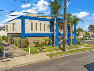 10535 Paramount Blvd