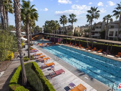 7100 Playa Vista Dr APT 407