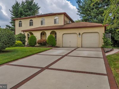 Property at 50 Wayside Rd, Berlin, NJ