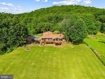 5114 Laurel Ln