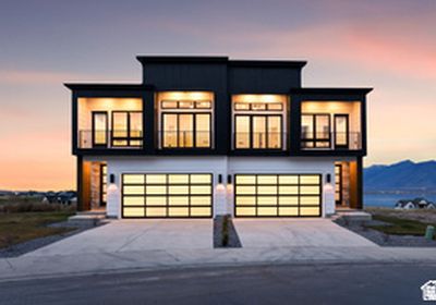 64 E Watson Dr