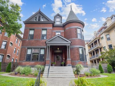 628 Nelson Pl