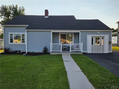 1234 Greenview Dr