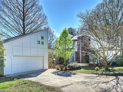 13730 Capriole Ln