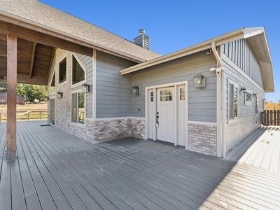 216 Jade Ln