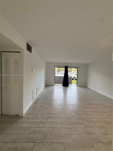 10431 N Kendall Dr APT D104