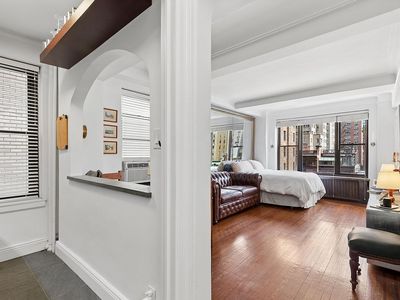 7 Park Ave APT 9I