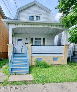 60 Maxwell St