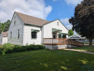 210 N Elm St