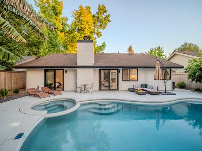 1525 Woodland Oaks Way