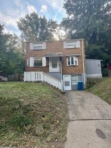 Property at 8018 Lincoln Rd, Verona, PA