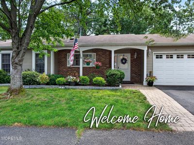 85 Woodshill Drive N