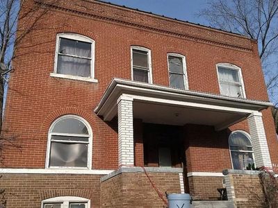 4755-4757 Saint Louis Ave