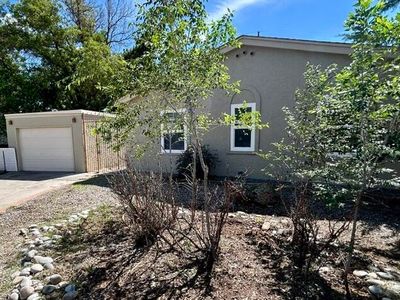 3800 Denise Ct NE