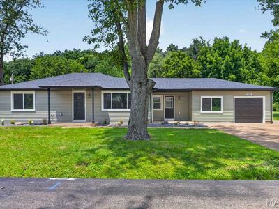 1381 Pleasant Dr
