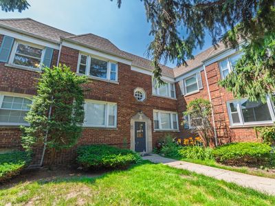 10518 S Artesian Ave APT 2S