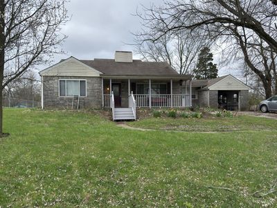 7723 W Chester Rd