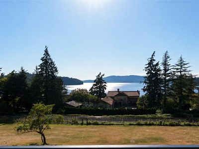 907 Chuckanut Drive