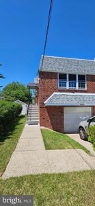 6414 Lawndale Ave