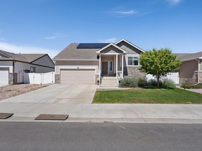 Property at 956 Maplebrook Dr, Windsor, CO