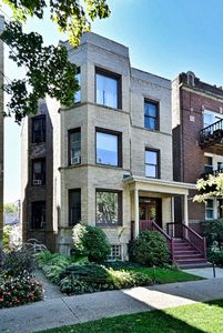 1461 W Winona St