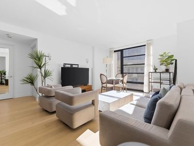 580 Washington St #901