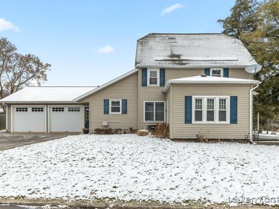 3775 Oakridge Ave NW