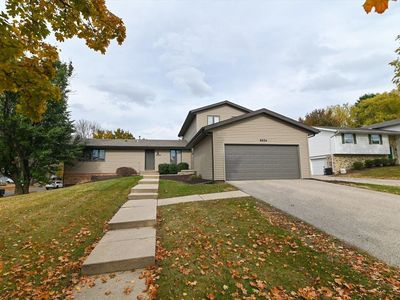6934/6938 Chester Dr