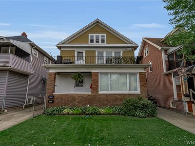 285 Hartwell Rd