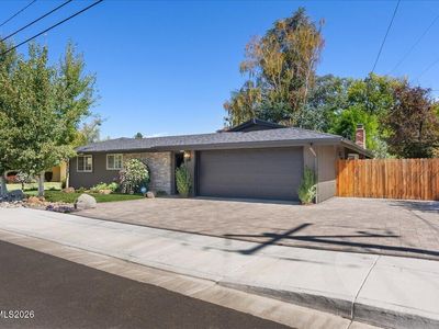 820 Keele Dr