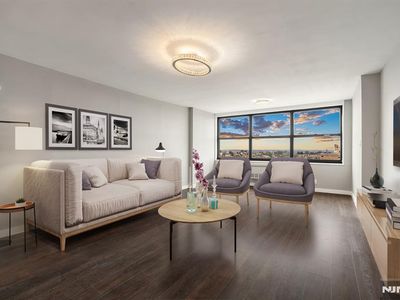 7004 Boulevard East #35B