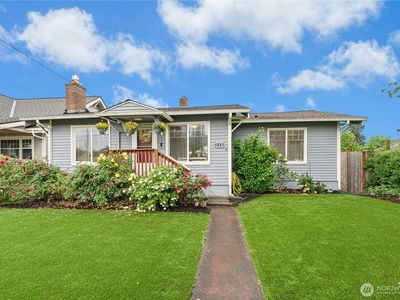 1321 E Main Street