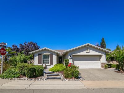 398 Marigold Ln