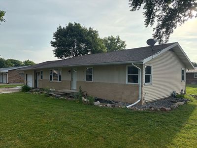 Property at 5486 Evans Rd, Clinton, IL