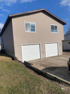 35 4th Ave SE