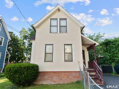 11 Elliott Place