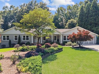 223 Cathy Ann Ln NW