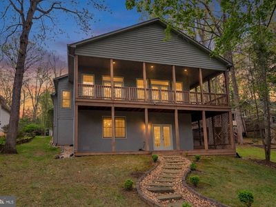 141 Larkspur Ln