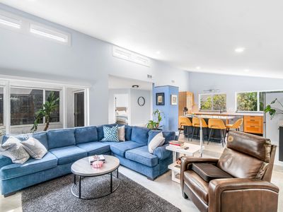 5695 Ainsley Court