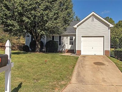 6 Prestbury Ct