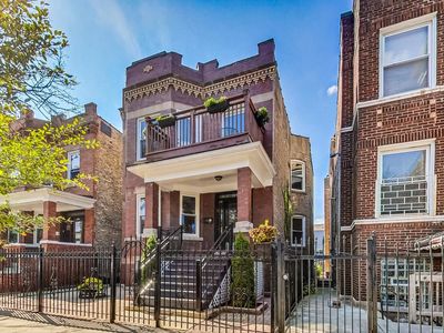 2254 N Springfield Ave