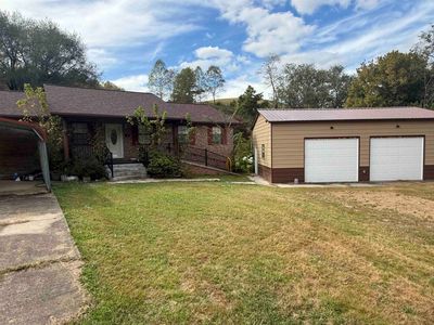 Property at 28 Campbell Cemetery Rd, Argillite, KY