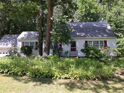 6 Moe Street