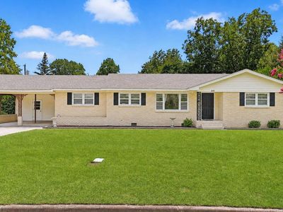 519 Carolyn St SW