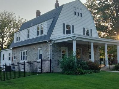100 3rd Ave