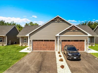 Property at 609 Anjali Ct, Sycamore, IL