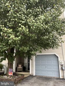 Property at 5 Monferrato Ct, Bear, DE