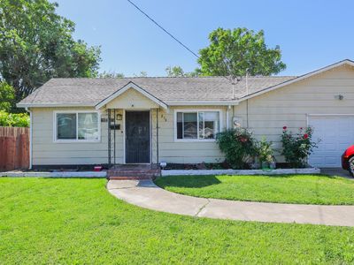 218 Plane Ave
